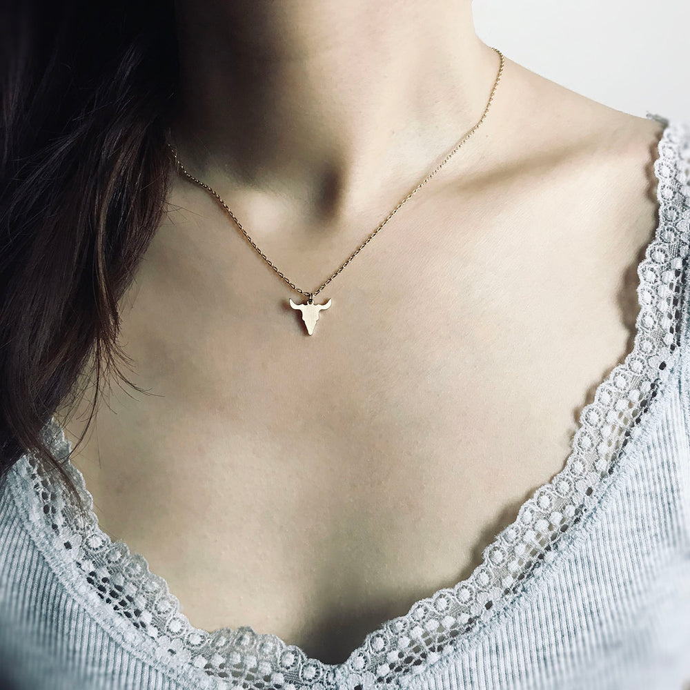 <birthday>Longhorn Bull Necklace